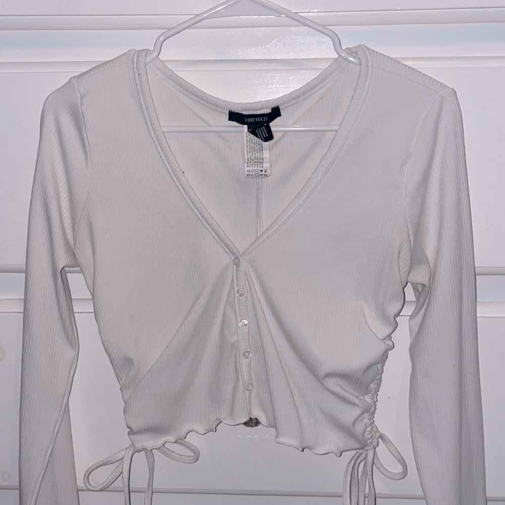 White long sleeve half cropped